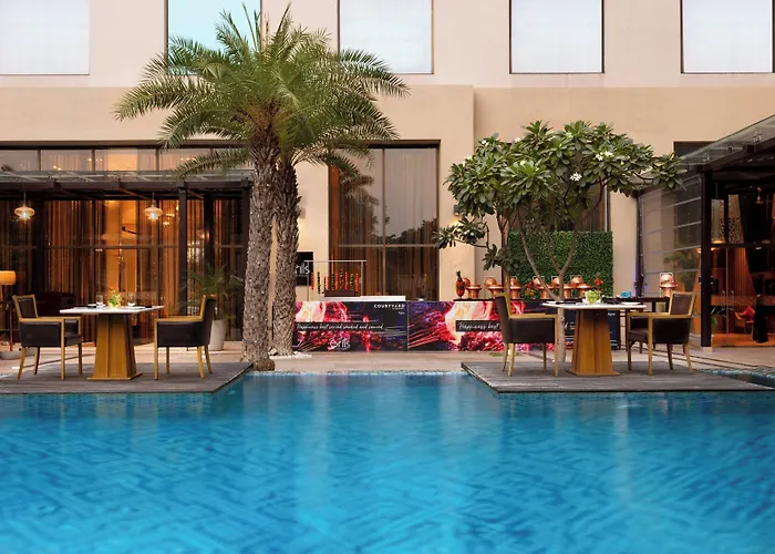Courtyard By Marriott Agra